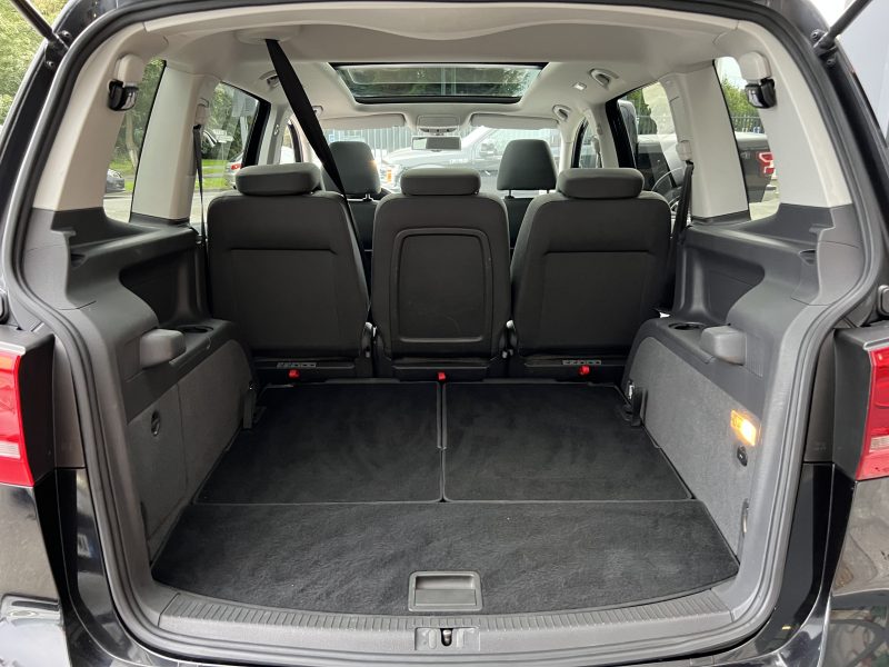 VOLKSWAGEN TOURAN II CARAT 1.6 TDI 105 Cv 7 PLACES TOIT OUVRANT GPS CRIT AIR 2 - GARANTIE 1 AN