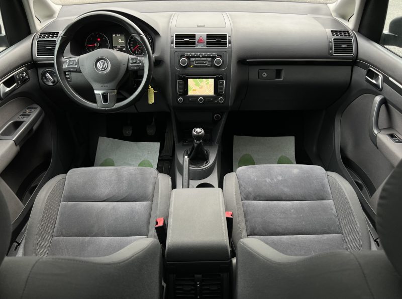 VOLKSWAGEN TOURAN II CARAT 1.6 TDI 105 Cv 7 PLACES TOIT OUVRANT GPS CRIT AIR 2 - GARANTIE 1 AN