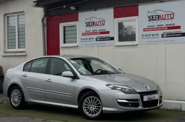 RENAULT LAGUNA III 2011
