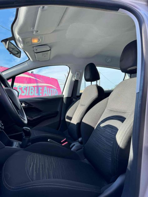 PEUGEOT 208 I 2013