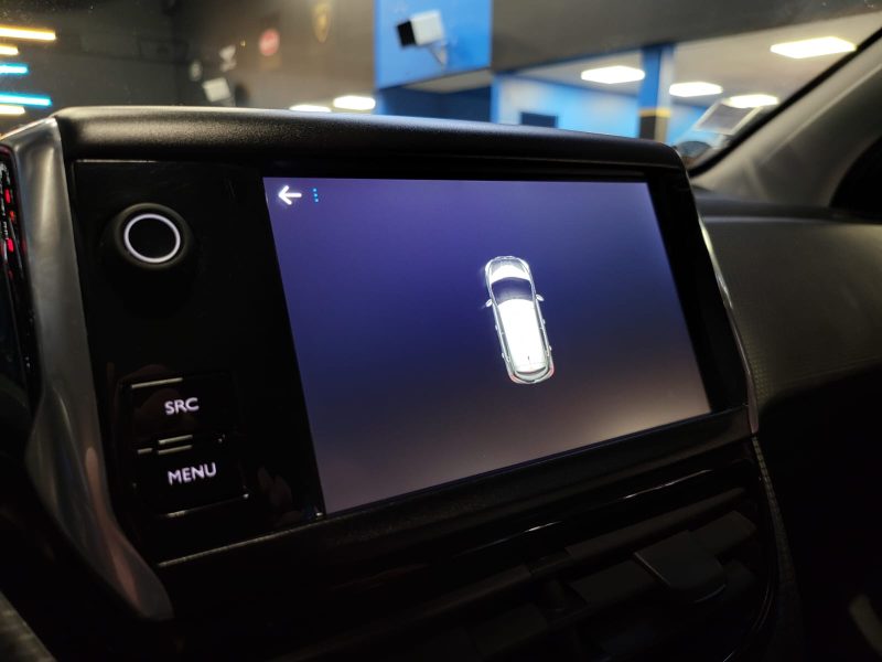 PEUGEOT 208 ALLURE 1.6 BlueHDi 100 cv RADAR DE RECULE / CLIM AUTO / CARPLAY