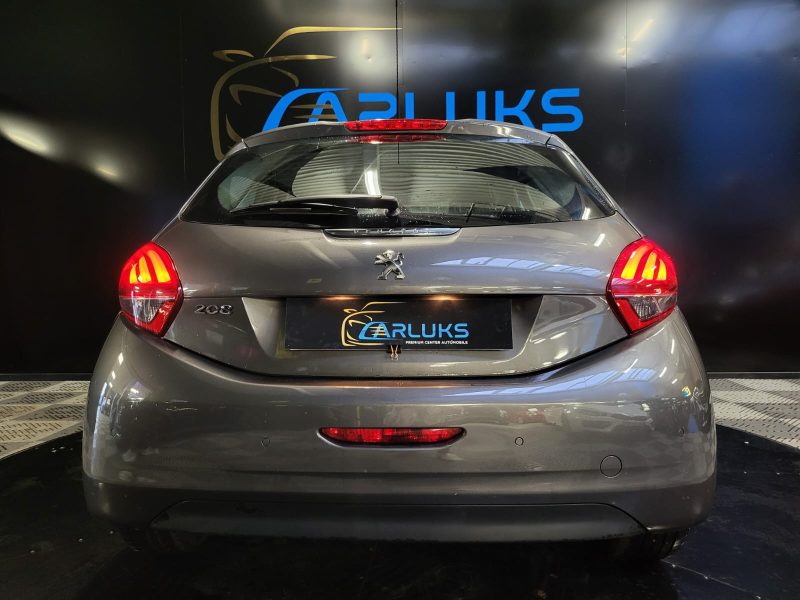 PEUGEOT 208 ALLURE 1.6 BlueHDi 100 cv RADAR DE RECULE / CLIM AUTO / CARPLAY