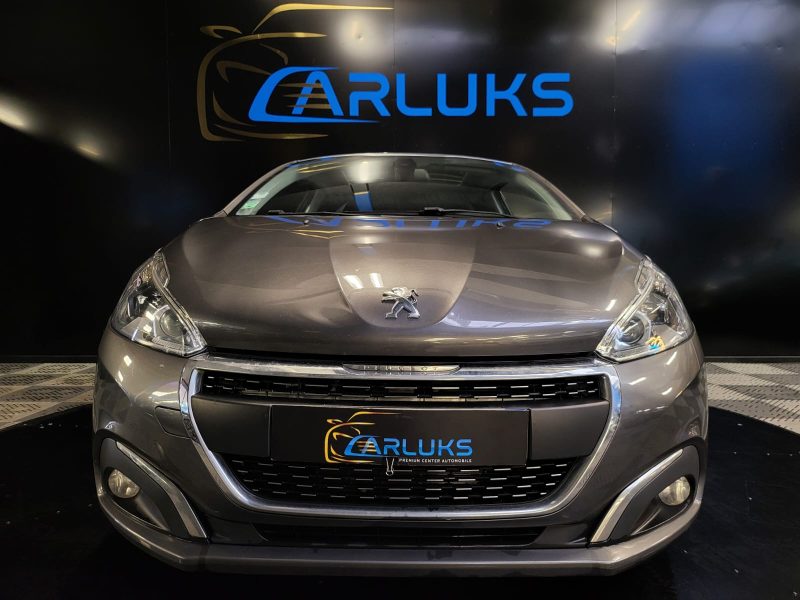 PEUGEOT 208 1.2 VTI 82cv ALLURE /TOIT PANO+CAR PLAY+CAMERA DE RECUL/