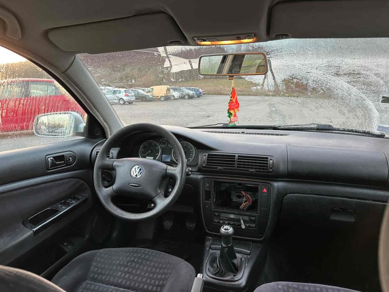 VOLKSWAGEN PASSAT B5.5 2001