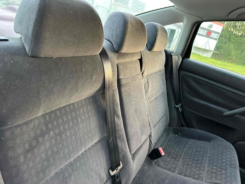 VOLKSWAGEN PASSAT B5.5 2001