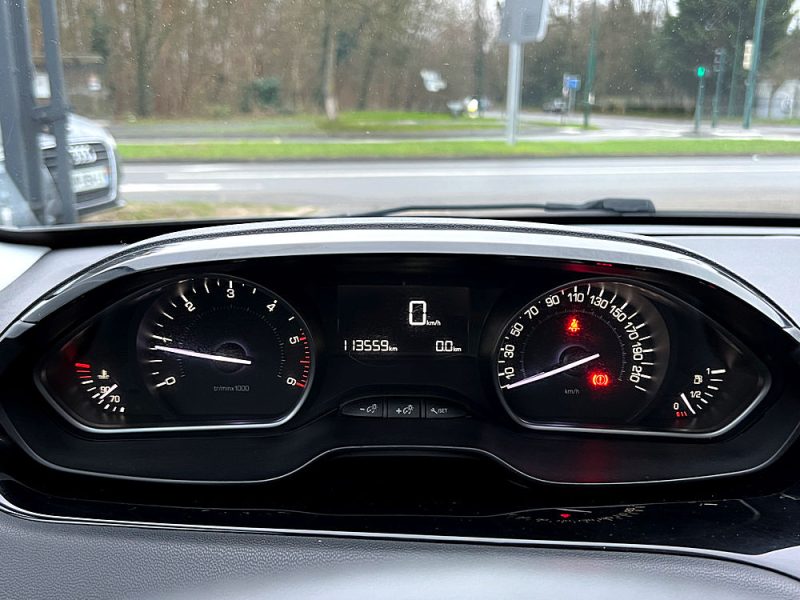 PEUGEOT 208 PHASE 2 II 1.6 BLUE HDI 75 Cv GPS BLUETOOTH REGULATEUR LIMITEUR 5 PORTES - GARANTIE 1 AN