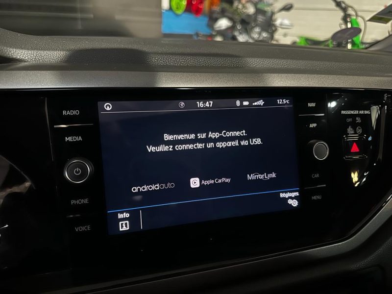1.0 TSI 95 cv CONFORTLINE / TOIT OUVRANT / CARPLAY / CAMERA AR