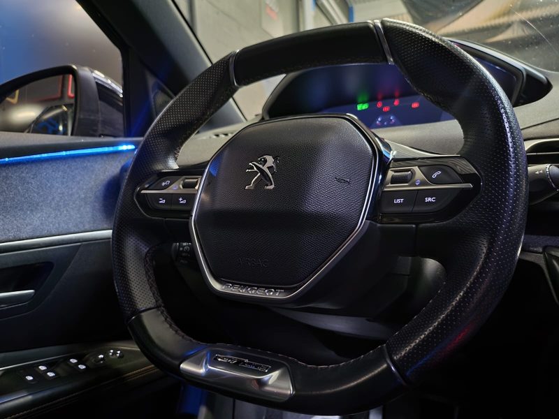 PEUGEOT 3008 1.2 THP 130cv GT LINE / VIRTUAL COCKPIT+CAMERA+CARPLAY/