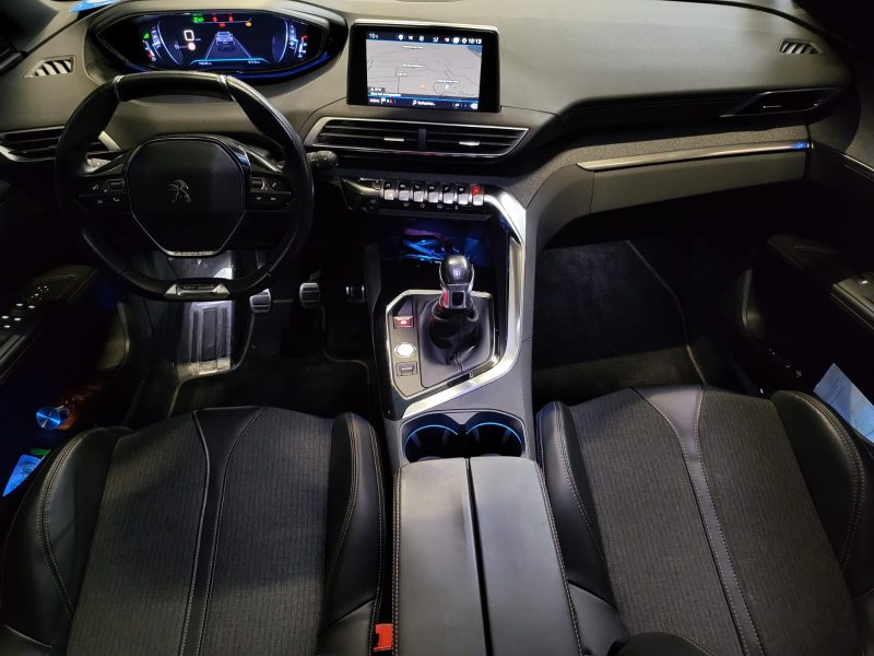 PEUGEOT 3008 1.2 THP 130cv GT LINE / VIRTUAL COCKPIT+CAMERA+CARPLAY/