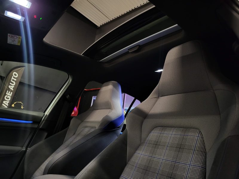 VOLKSWAGEN GOLF VIII GTE 1.4 EHYBRID 245 CV CARPLAY / REGULATEUR ADAPTATIF / SIEGES ET VOLANT CHAUFF