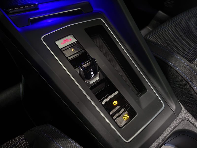 VOLKSWAGEN GOLF VIII GTE 1.4 EHYBRID 245 CV CARPLAY / REGULATEUR ADAPTATIF / SIEGES ET VOLANT CHAUFF