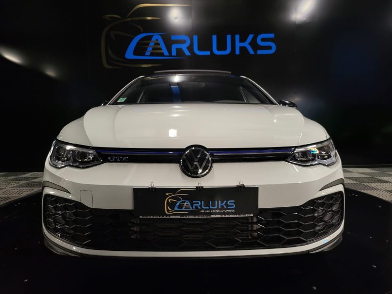 VOLKSWAGEN GOLF VIII GTE 1.4 EHYBRID 245 CV CARPLAY / REGULATEUR ADAPTATIF / SIEGES ET VOLANT CHAUFF