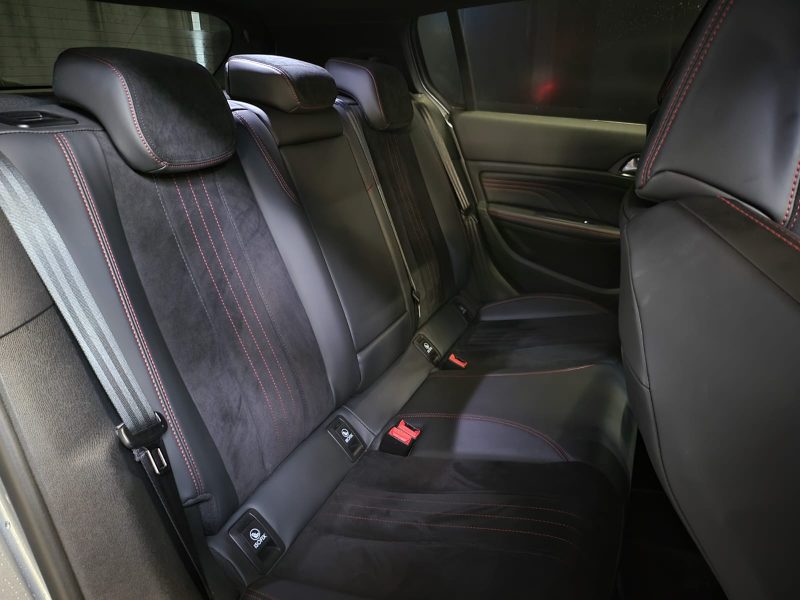 PEUGEOT 308 II 1.6 THP 270 cv GTi PHASE 1 FULL ENTRETIEN PEUGEOT / SIEGES MASSANT