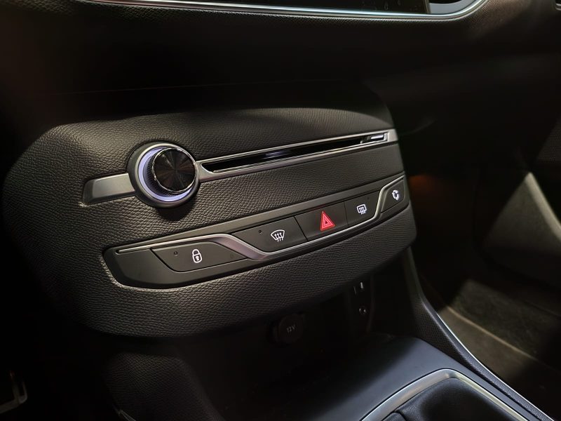 PEUGEOT 308 II 1.6 THP 270 cv GTi PHASE 1 FULL ENTRETIEN PEUGEOT / SIEGES MASSANT