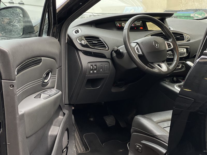 Renault  Scenic  BOSE EDITION PAYEZ EN 4X !