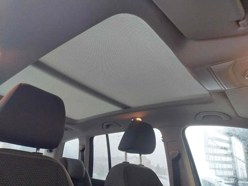 VOLKSWAGEN TOURAN CONFORTLINE