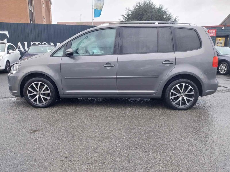 VOLKSWAGEN TOURAN CONFORTLINE