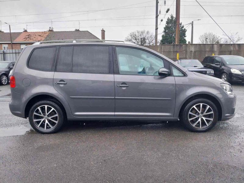 VOLKSWAGEN TOURAN CONFORTLINE