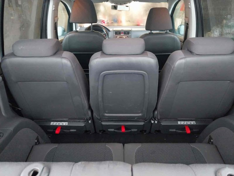 VOLKSWAGEN TOURAN CONFORTLINE