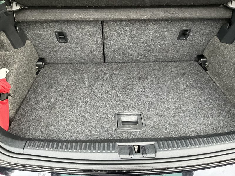 VOLKSWAGEN POLO V 2011