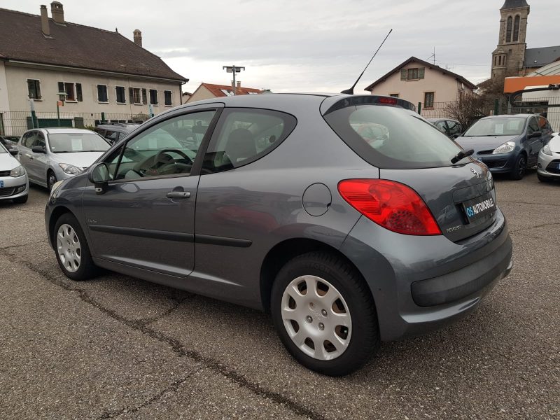 PEUGEOT  207 1.4i 75CV URBAN MOVE