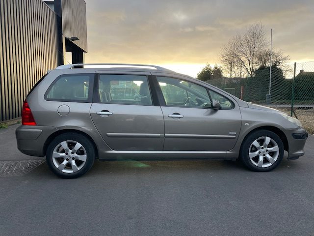 PEUGEOT 307 SW 2006 1.6 HDI 90CV Navtech