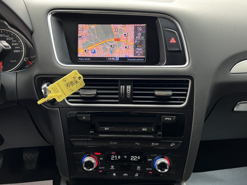 AUDI Q5 PHASE 2 II 2.0 TDI 150 Cv ATTELAGE GPS BLUETOOTH LEDS XENONS - GARANTIE 1 AN