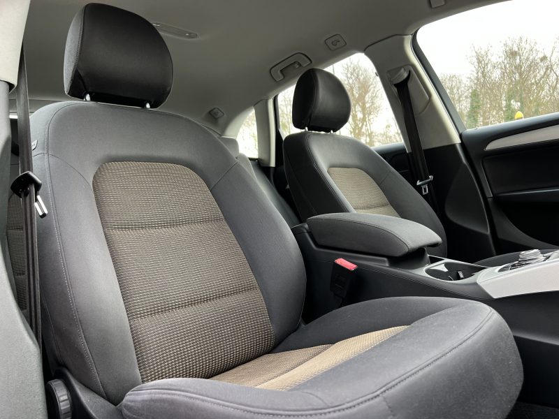 AUDI Q5 PHASE 2 II 2.0 TDI 150 Cv ATTELAGE GPS BLUETOOTH LEDS XENONS - GARANTIE 1 AN