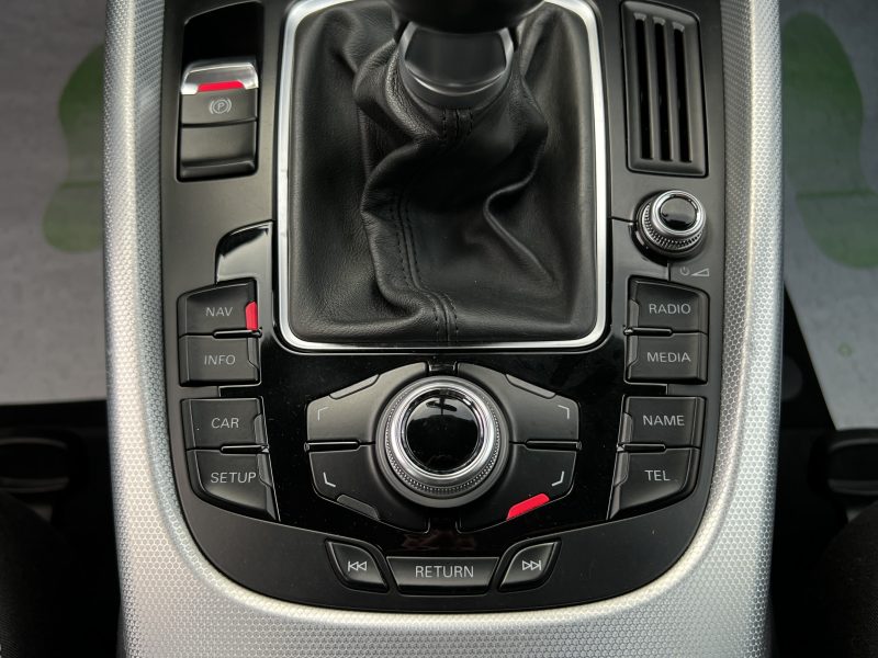 AUDI Q5 PHASE 2 II 2.0 TDI 150 Cv ATTELAGE GPS BLUETOOTH LEDS XENONS - GARANTIE 1 AN