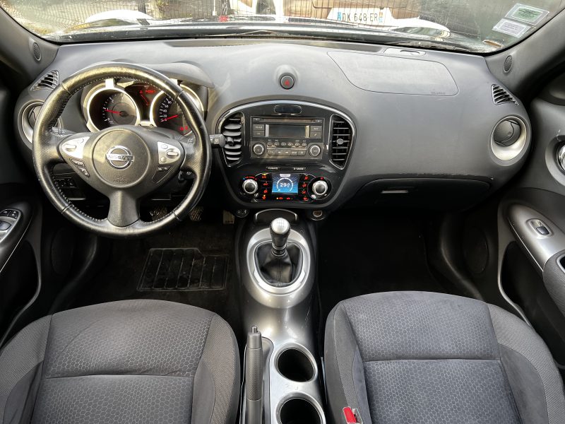 NISSAN JUKE 2011
