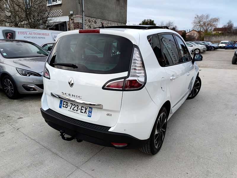 RENAULT SCÉNIC III 2016
