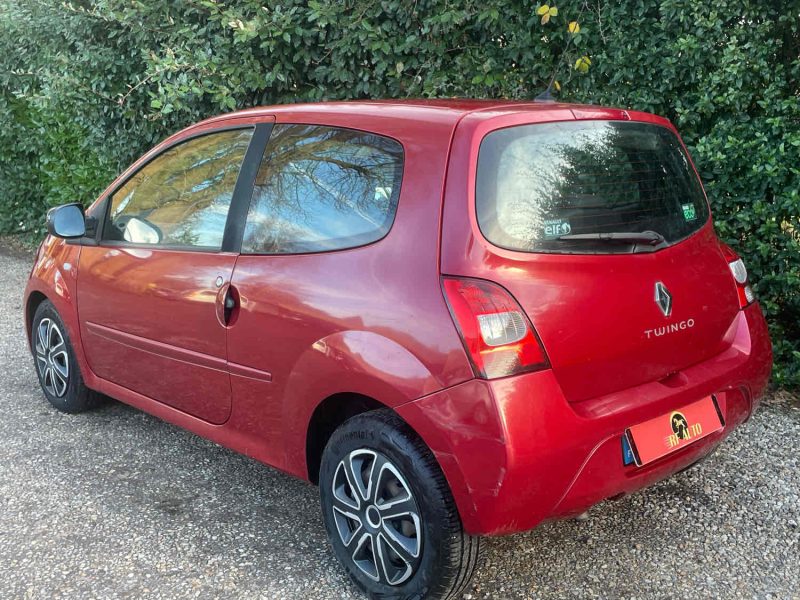 RENAULT TWINGO II 2011 1.5 dCi 75cv