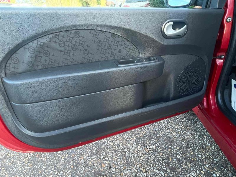 RENAULT TWINGO II 2011 1.5 dCi 75cv