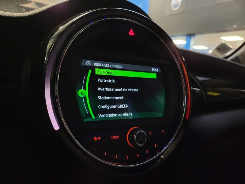 MINI MINI COOPER 136 CV EDITION GREENWICH BVA7 TOIT OUVRANT / PACK LUMIERE D'AMBIANCE / CARPLAY