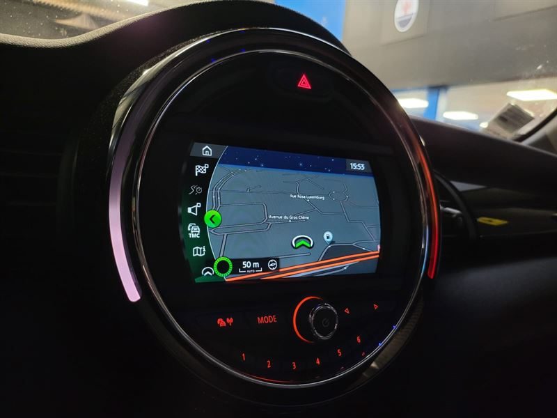 MINI MINI COOPER 136 CV EDITION GREENWICH BVA7 TOIT OUVRANT / PACK LUMIERE D'AMBIANCE / CARPLAY