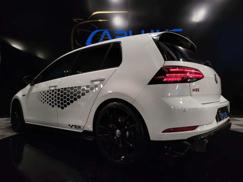 VOLKSWAGEN GOLF VII GTI TCR 2.0 TSI 290 CV REGULATEUR ADAPTATIF / TOIT NOIR / CARPLAY / CAMERA DE RE