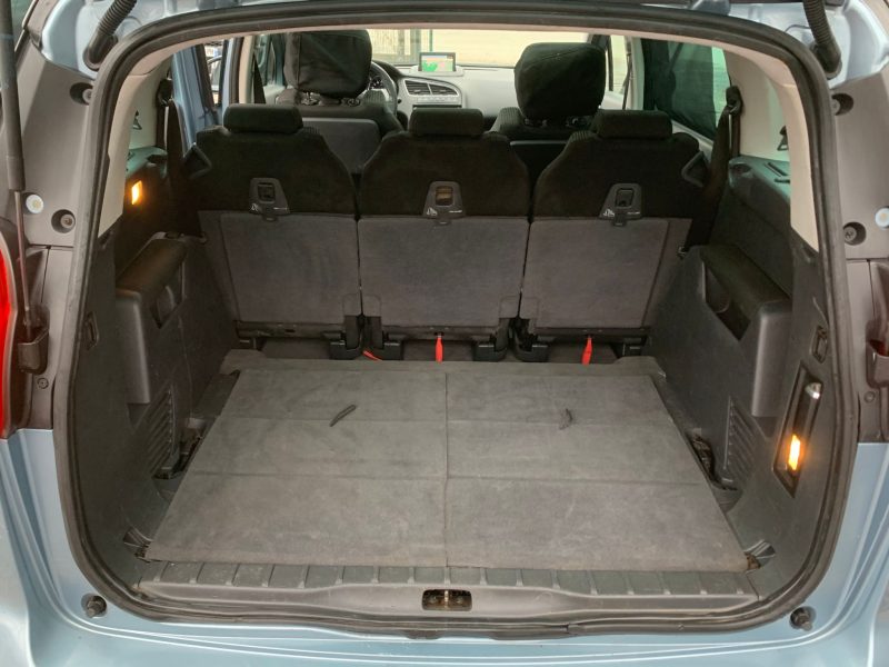 PEUGEOT 5008 PRENIUM 2010