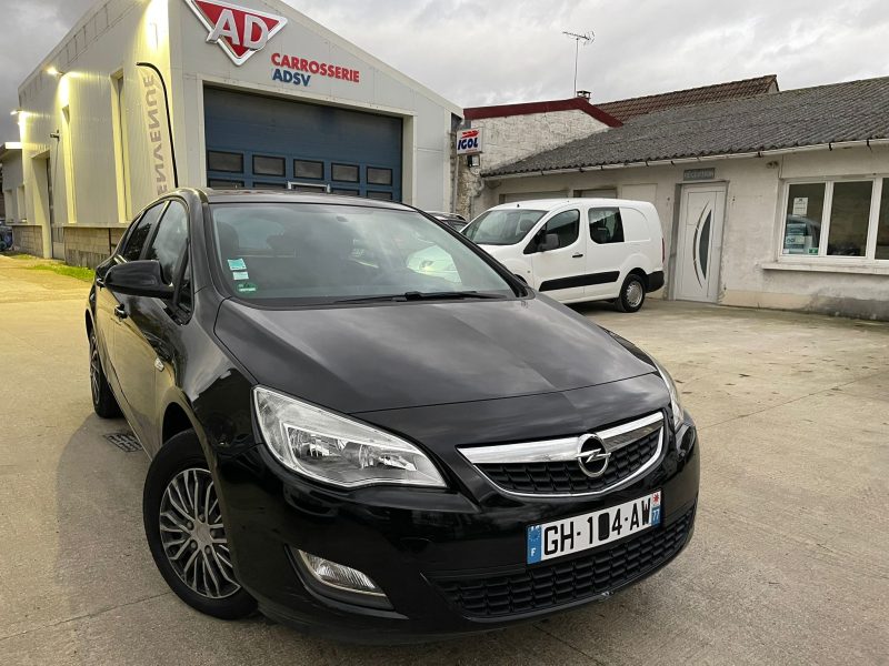 OPEL ASTRA J 2010