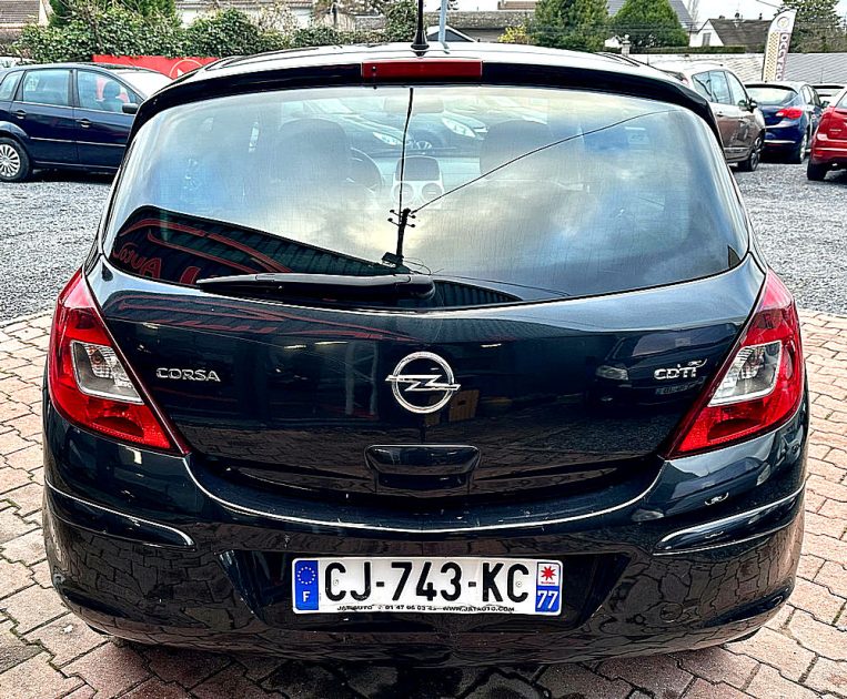OPEL CORSA D 2012