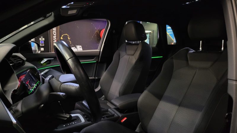 AUDI Q3 35 TFSI Mild Hybrid DSG7 150cv S-LINE / CARPLAY / PACK LUMIERES D\'AMBIANCE