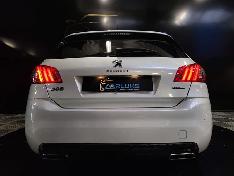 PEUGEOT 308 GT LINE 130cv S&S EAT8 / SUIVI PEUGEOT / TOIT PANORAMIQUE / CARPLAY / KEYLESS