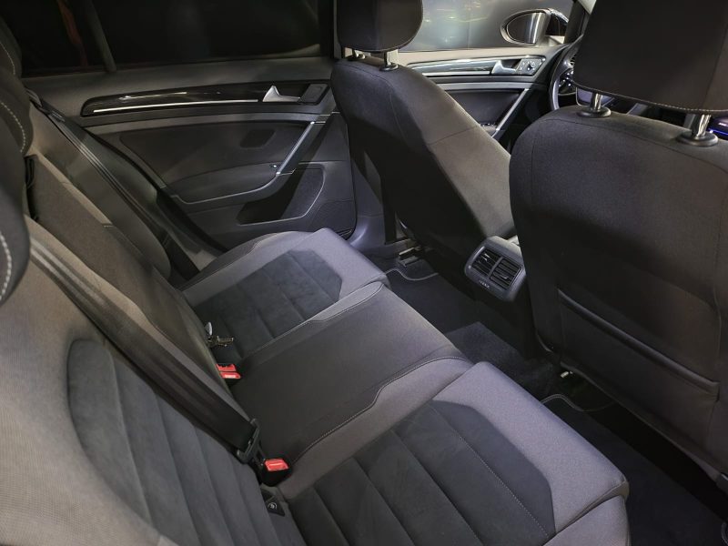 VOLKSWAGEN GOLF VII CARAT 1.4 TSI 125cv PACK R-line EXTERIEUR / ENTRETIEN A JOUR / CARPLAY