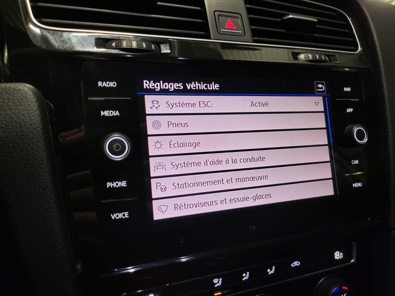 VOLKSWAGEN GOLF VII CARAT 1.4 TSI 125cv PACK R-line EXTERIEUR / ENTRETIEN A JOUR / CARPLAY