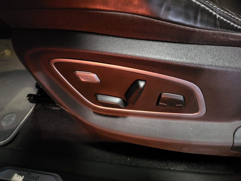 1.8 TCe 225cv Initial PARIS 7 Places / Attelage électrique