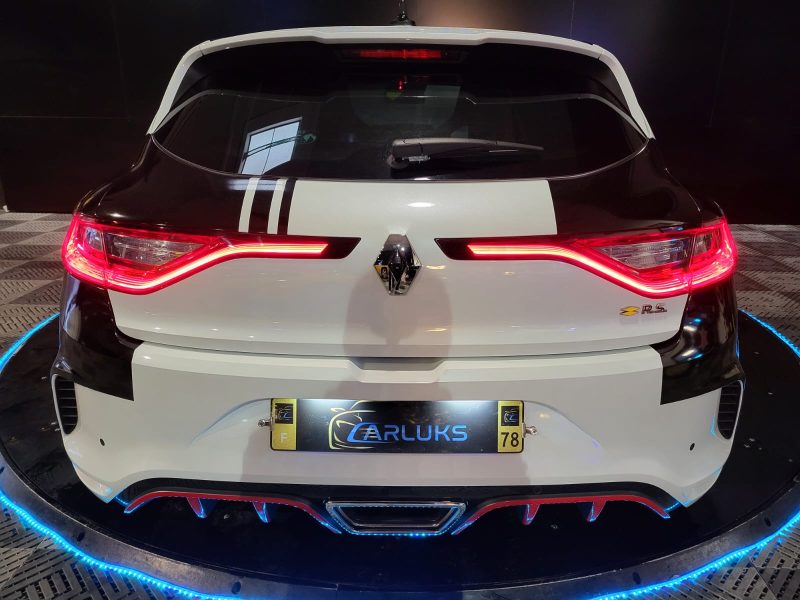 1.8 RS TROPHY 300cv BVA Sièges Recaro