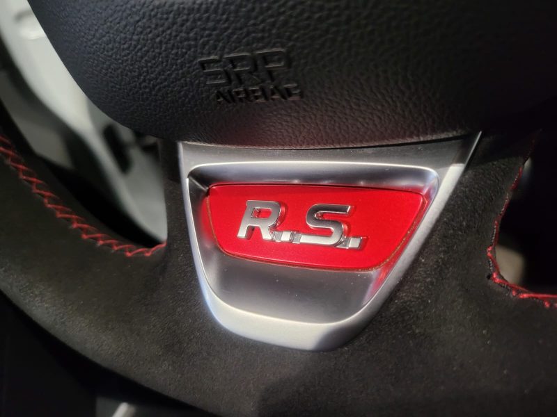 1.8 RS TROPHY 300cv BVA Sièges Recaro