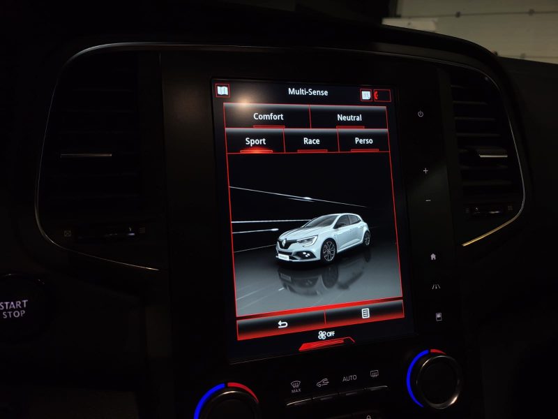 1.8 RS TROPHY 300cv BVA Sièges Recaro