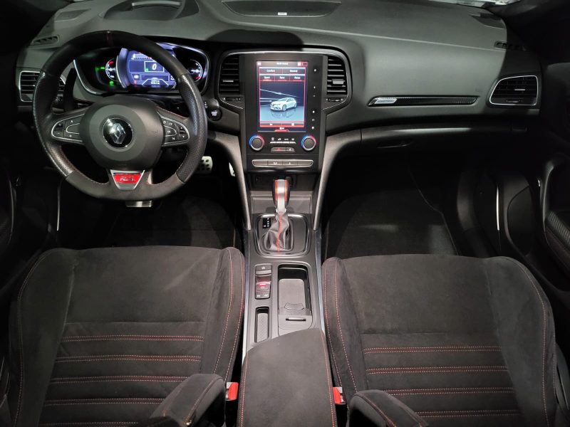 1.8 RS TROPHY 300cv BVA Sièges Recaro