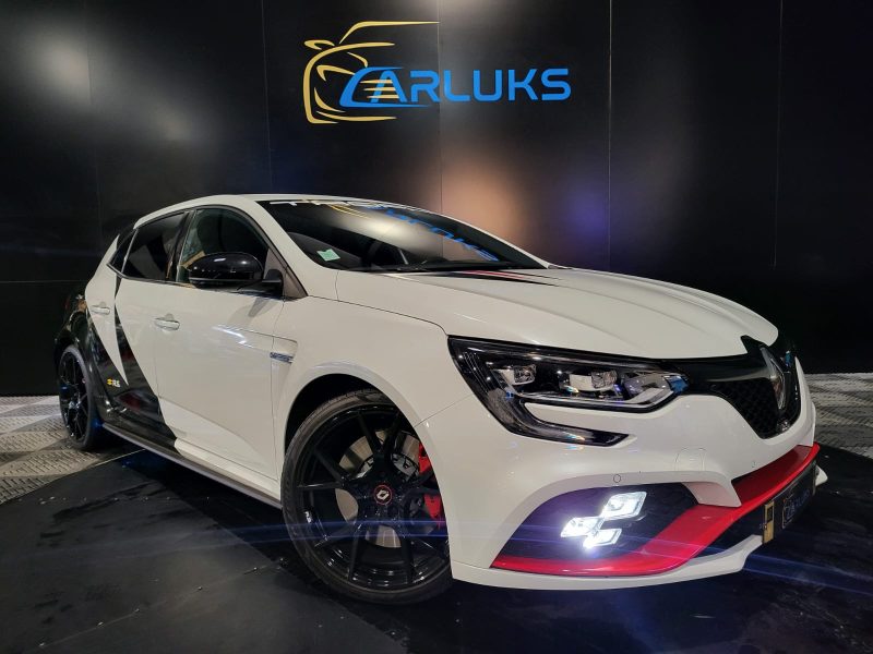 1.8 RS TROPHY 300cv BVA Sièges Recaro