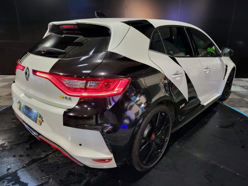 1.8 RS TROPHY 300cv BVA Sièges Recaro